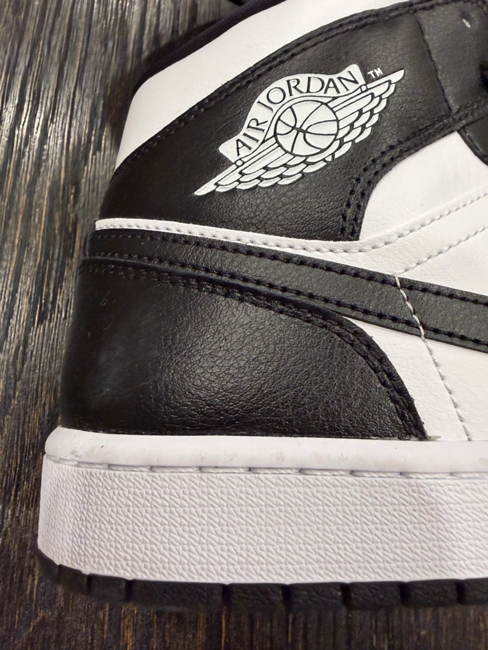 Nike Air Jordan 1 Mid Black White PANDA New Shoes Women size 10.5 like new - Picture 2 of 10